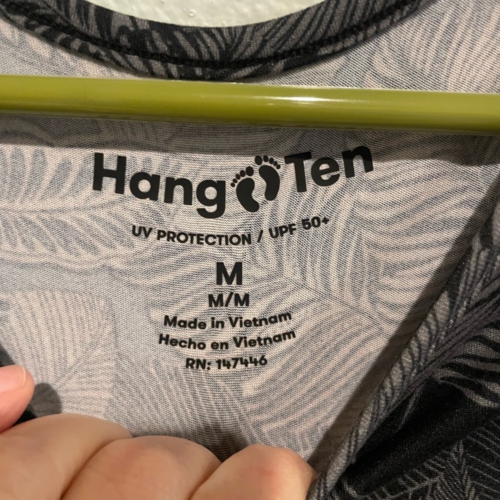 Hang Ten NWT Gray Black Palm leaf UV Protection long sleeve top. Size Medium - Picture 4 of 6